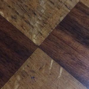 Meet your Posher, Liz